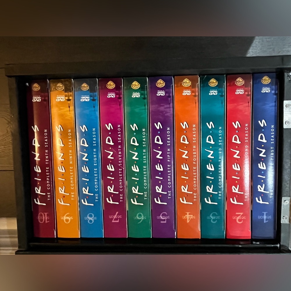 Friends The One With All Ten Seasons Collector Box DVD 2005